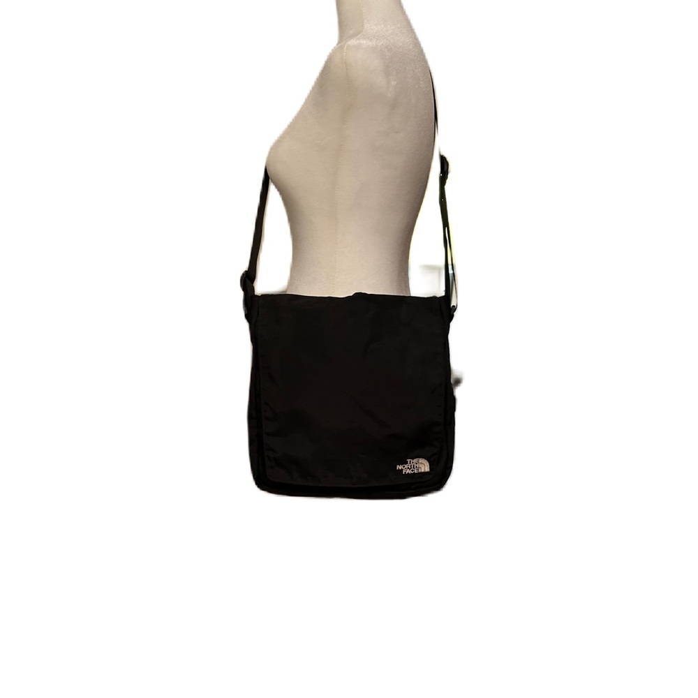 The North Face Crossbody Bag Excellent Condition
